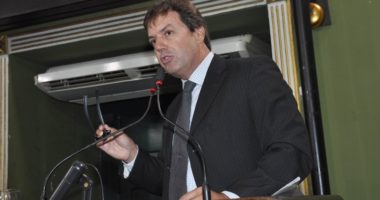 Artigo: Trindade culpa prefeitura por desemprego e insegurança em Salvador