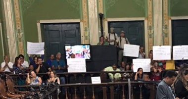 Artigo: Agora! Taxistas protestam na Câmara Municipal de Salvador