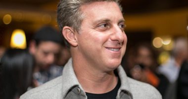 Artigo: Luciano Huck culpa Rede Globo por não candidatura à presidência