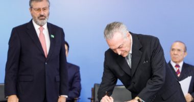 Artigo: Temer recomenda servidora para cargo na diretoria do Banco do Brasil