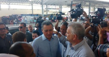 Artigo: Prefeitos baianos cobram royalties a Rui