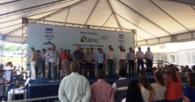 Artigo: Martins exalta Lula em entrega de residências do Minha Casa, Minha Vida