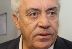 Artigo: Bruno Reis dispara contra Otto Alencar e o chama de “arrogante”