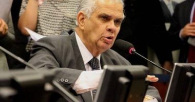 Artigo: PL é pressionado a decidir se fica com Rui Costa ou ACM Neto