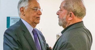 Artigo: De olho nas eleições, Lula tem encontro com Fernando Henrique Cardoso