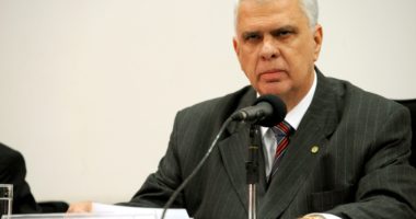 Artigo: Neto era candidato até eu encerrar as conversações”, dispara Araújo