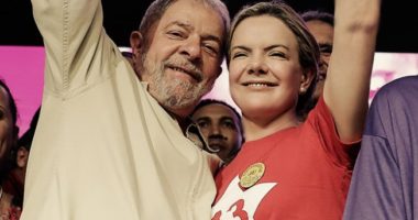 Artigo: Ministra chama de “vergonha alheia” saída parcila de partidos do governo Lula