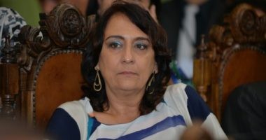 Artigo: Ana Rita vota contra artigo que suprime direitos dos servidores da Saúde