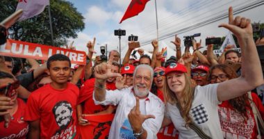 Artigo: Wagner está “super animado” com possível nova candidatura a governador, diz jornal