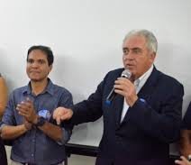 Artigo: Eures quer Otto governador