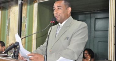 Artigo: Vado falta à própria cerimônia de posse