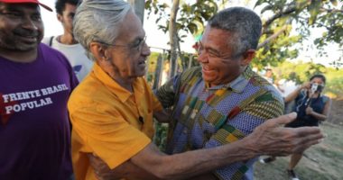 Artigo: Valmir e Caetano Veloso juntos