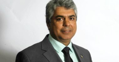 Artigo: Membro da base, deputado critica gestão de Rui durante pandemia