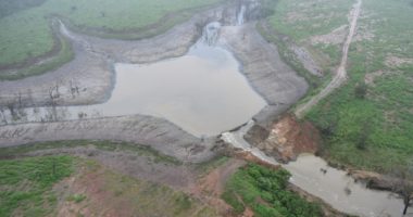 Artigo: Desmentido, Governo já admite o rompimento