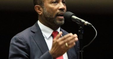 Artigo: Bebeto ganha cargo em Brasília