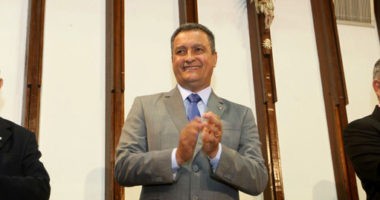 Artigo: Prefeito baiano do DEM diz ser fiel a Rui