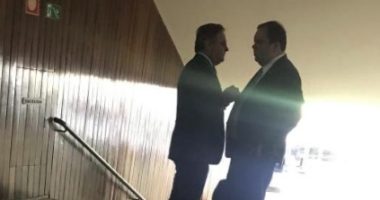 Artigo: A conversa de Elmar e Aécio Neves