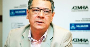 Artigo: Presidente nega movimento de partido para expulsar vereador
