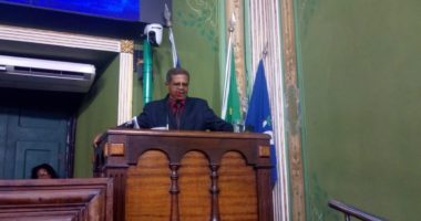 Artigo: Odiosvaldo rebate criticas de Aleluia