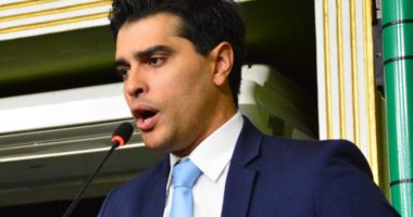 Artigo: “Aceito ser o candidato da direita ao governo”, diz Alexandre Aleluia