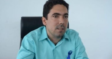 Artigo: Afastado, prefeito de Madre de Deus pode ser alvo de impeachment