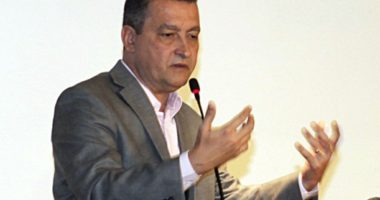 Artigo: Senadores questionam Rui Costa sobre contrato milionário de aluguel