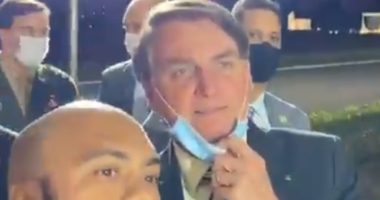 Artigo: Apoiador sugere prisão de Rui Costa e ACM Neto para Bolsonaro, que silencia