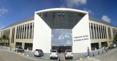 Artigo: TJ-BA suspende ação de inconstitucionalidade contra a Reforma da previdência