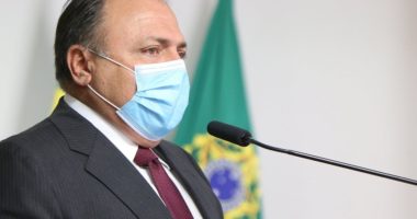 Artigo: Pazuello: vacinação de grupos prioritários deve começar em janeiro