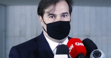 Artigo: Rodrigo Maia vai se reunir com embaixador da China para solucionar crise das vacinas