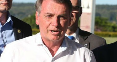 Artigo: Bolsonaro volta a criticar ‘lockdown’ e diz que fechar tudo é “mais danoso”