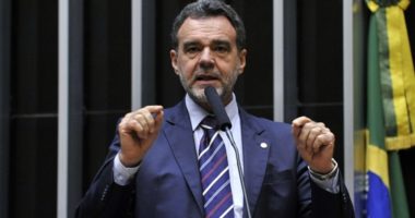 Artigo: Deputado defende inclusão de rodoviários em grupo prioritário de vacinação