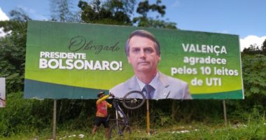 Artigo: Presidente do PT aciona Ministério Público contra outdoors de Bolsonaro na Bahia