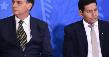 Artigo: Mourão diz manter relação “protocolar” com Bolsonaro