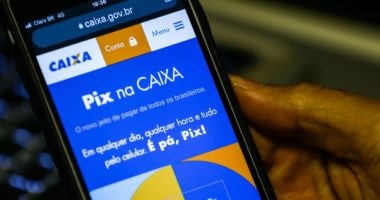 Artigo: Auxílio emergencial: Caixa libera saque para nascidos em agosto