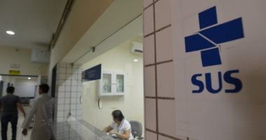 Artigo: Bolsonaro recua e revoga decreto sobre privatização de unidades básicas de saúde