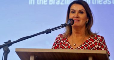 Artigo: Ex-chefe do MP conversou sobre “aquela transferência” com famoso joalheiro, diz site