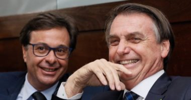 Artigo: Bolsonaro nomeia novo ministro do Turismo