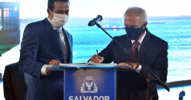 Artigo: APLB reafirma que professores não voltarão às aulas presenciais