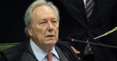 Artigo: Ministro do STF proíbe abertura do canal ‘Disque 100’ para não vacinados