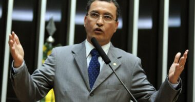 Artigo: Rui pode disputar prefeitura de Salvador em 2024, diz Adolfo Menezes