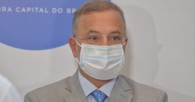 Artigo: Fábio Vilas-Boas comemora chegada de vacinas contra a Covid-19