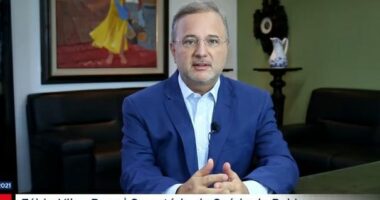 Artigo: Governo lamenta postura de Vilas-Boas com chef de cozinha