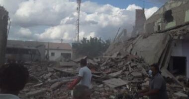 Artigo: Crisópolis: explosão de imóvel deixa casal morto e filha gravemente ferida