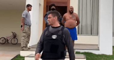 Artigo: Homem suspeito de comandar tráfico em Brotas é preso em mansão no Rio
