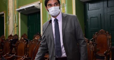 Artigo: Vereador critica condições do estado para funcionamento de bares e restaurantes