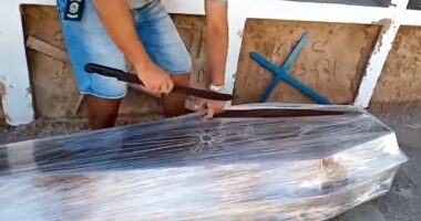 Artigo: Vereador será investigado após quebrar protocolos sanitários e abrir caixão em cemitério