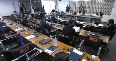 Artigo: CPI da Covid: Senador pede informações sobre operações na Bahia