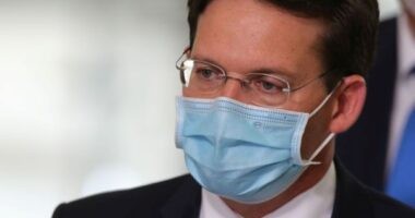 Artigo: Roma adota discurso de candidato bolsonarista e rasga elogios a Malafaia