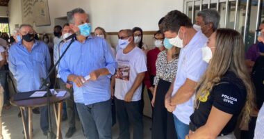 Artigo: Rui Costa provoca aglomeração durante agenda no interior